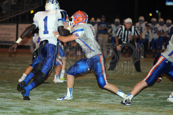 10-10 SA vs. FCHS 021.JPG - SCRIVENER D300